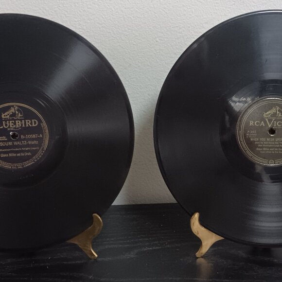 Glenn Miller & His Orchestra - 2 Shellac 78rpm Records - Circa 1940's - Picture 1 of 5
